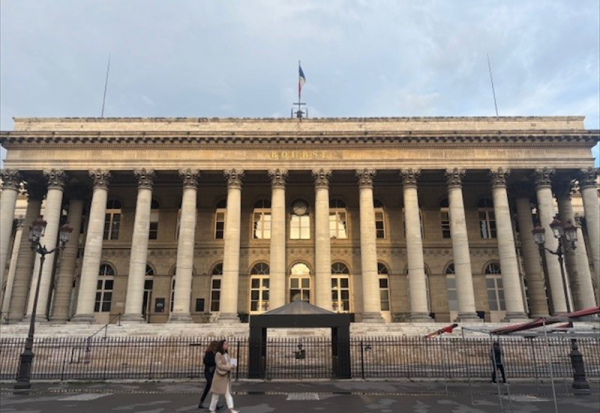 Clôture Paris : le CAC 40 corrige, Wendel, Accor, FDJ United, Sanofi, Bouygues et Eramet chutent !