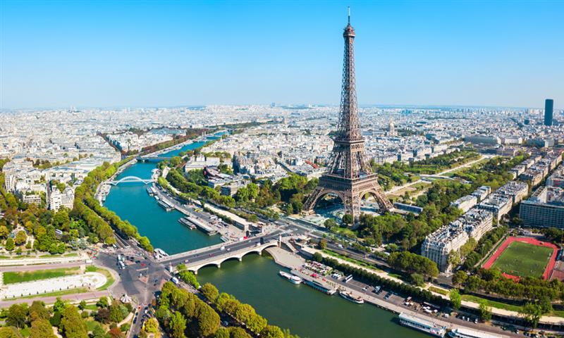 Clôture Paris : le CAC 40 reprend 0,44% avec le luxe