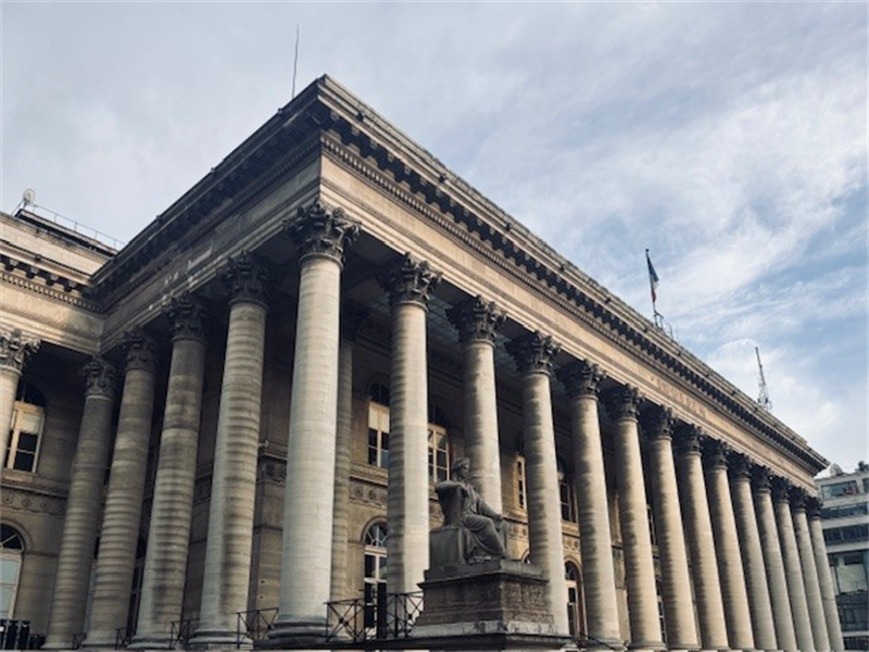 Clôture Paris : le CAC 40 se reprend un peu après Nvidia, mais les doutes subsistent...