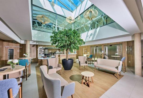 Emeis : le rouge l'emporte malgré des résultats en forte amélioration