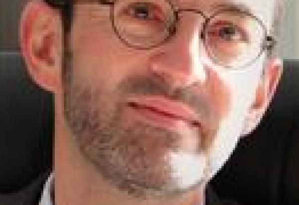Entretien avec Damien Billard, DG Délégué du groupe LNA Santé