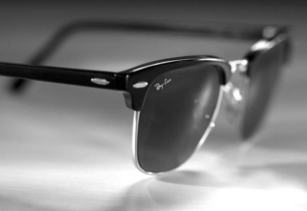 EssilorLuxottica : renouvelle son accord de licence avec Burberry