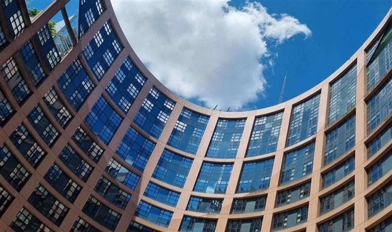 Europe : la commissaire à la concurrence s'oppose à un assouplissement des règles de fusion-acquisition