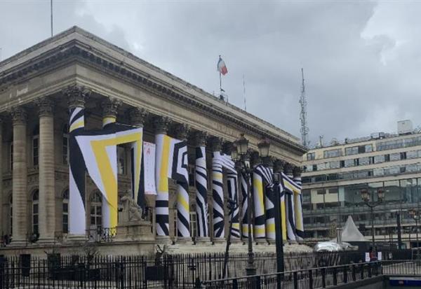 Groupe ETPO : suspendu !