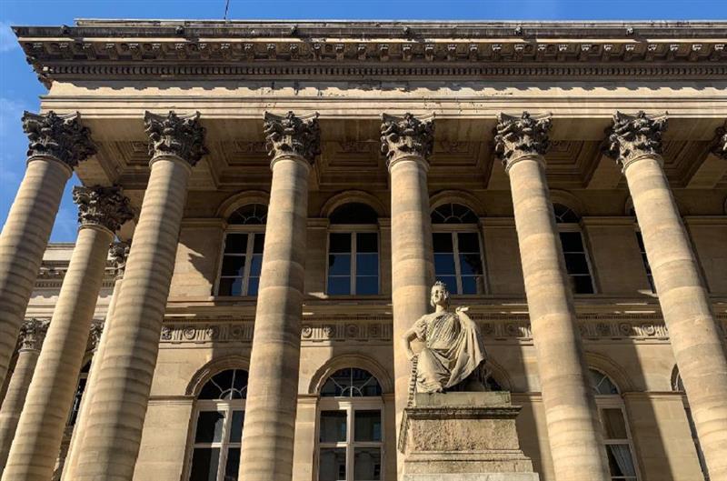 Mi-séance Paris : le CAC 40 tout juste dans le vert