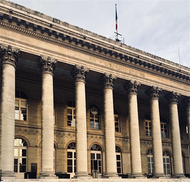 Mi-séance Paris : Publicis sanctionné, Amundi au plus haut