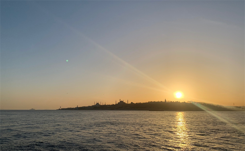 Nucléaire : Orano et les entreprises polonaises SGE et OSGE concluent un accord de déploiement de SMR