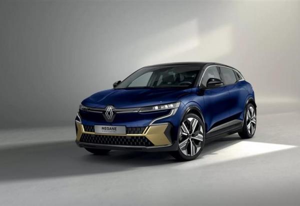 Renault : recule encore...