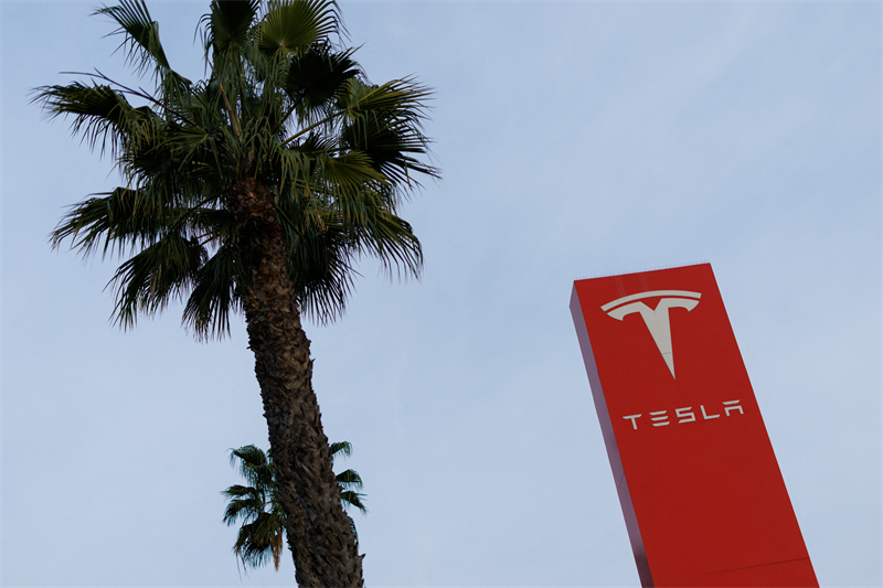 Tesla entraînerait son IA en Chine !
