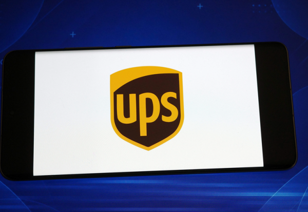 UPS : un solide trimestre et des prévisions relevées