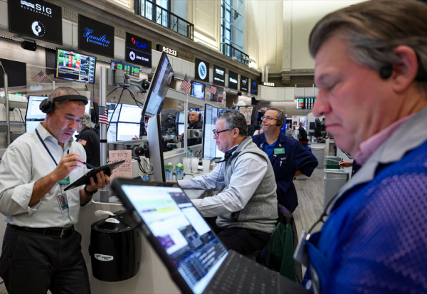 Wall Street dans le vert après les 'stats', bonne surprise concernant l'inflation