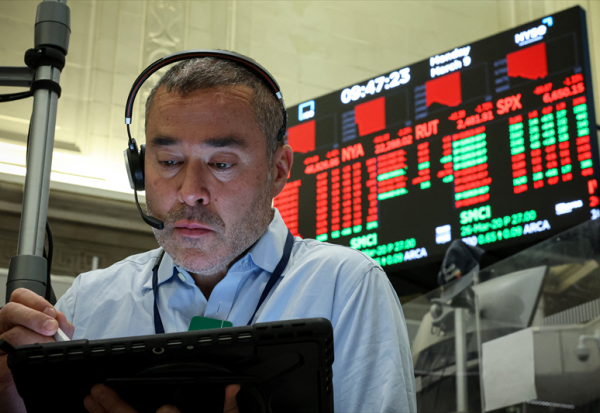 Wall Street indécis, les indices en ordre dispersé