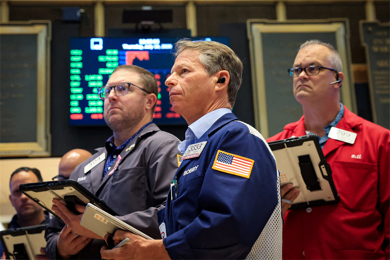 Wall Street : le Nasdaq dévisse avec Netflix, SpaceX et les 'puces'