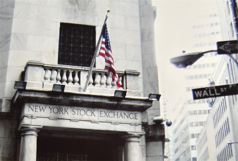 Wall Street : le Nasdaq reste bien orienté avec Amazon