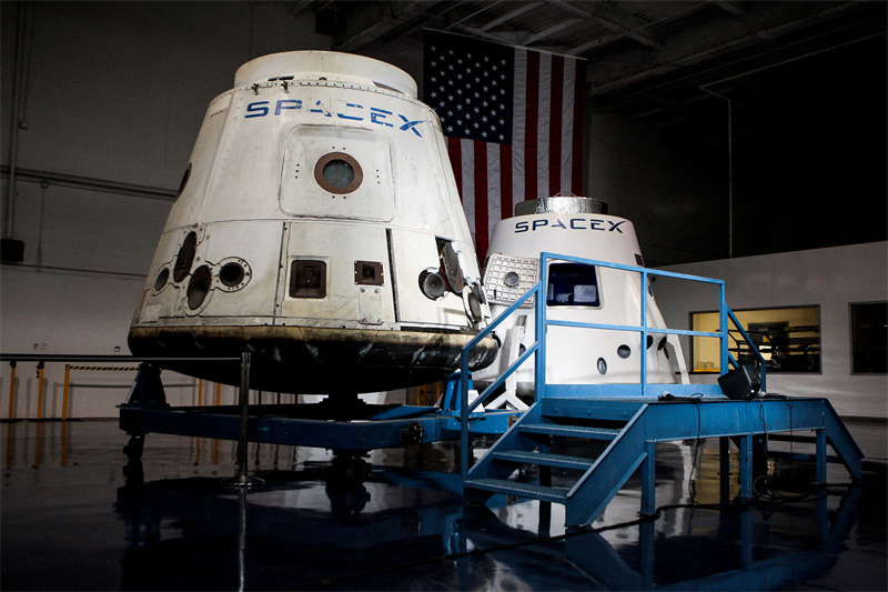 Wall Street rebondit en attendant SpaceX