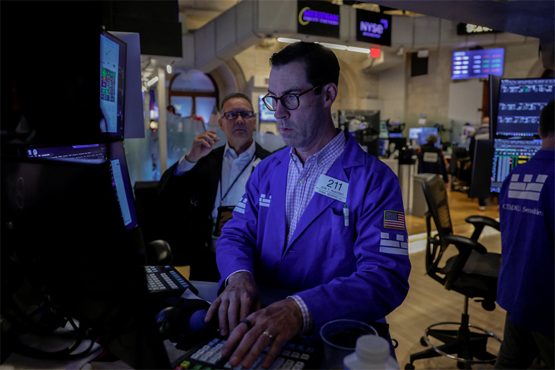 Wall Street sous pression, malgré les bons chiffres de Home Depot