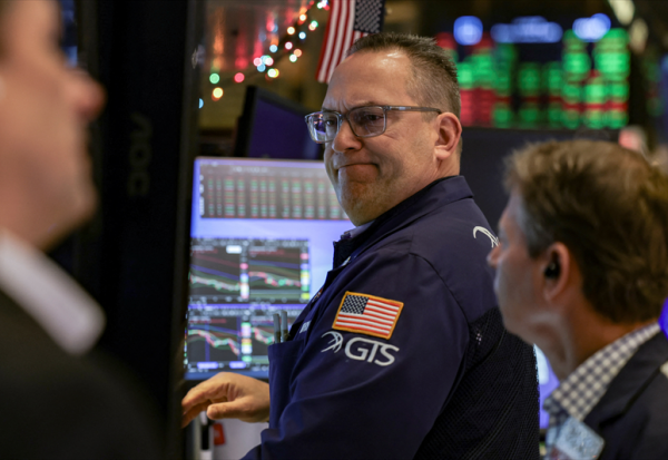 Wall Street temporise, après les records du Dow Jones