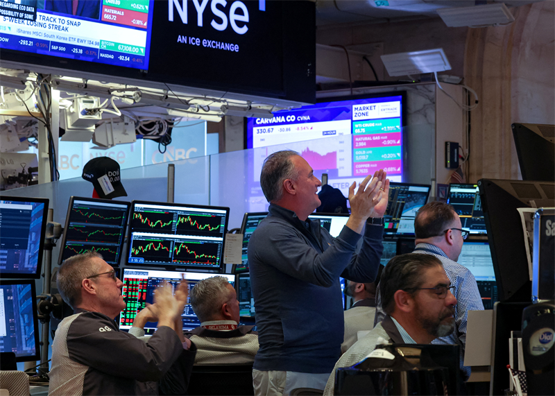 Wall Street tente un rebond avec AMD