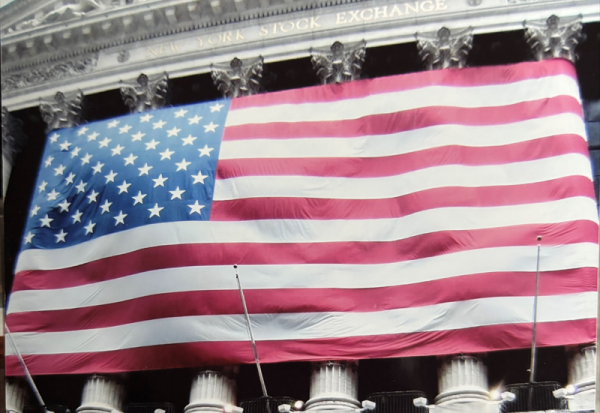 Wall Street termine sur ses sommets, dans l'espoir d'un accord en Iran