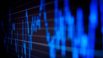 Alcon voit plus clair, Intercontinental déçoit