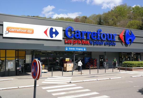 Carrefour sous pression en Bourse après un semestre en demi-teinte