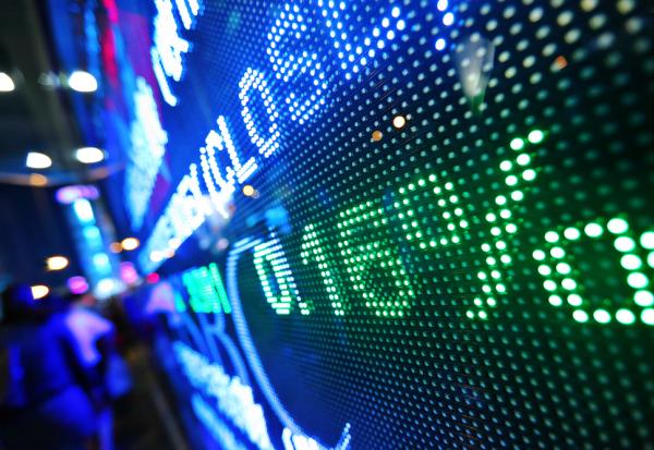 Pfizer toujours dans le vert, Goldman Sachs neutre