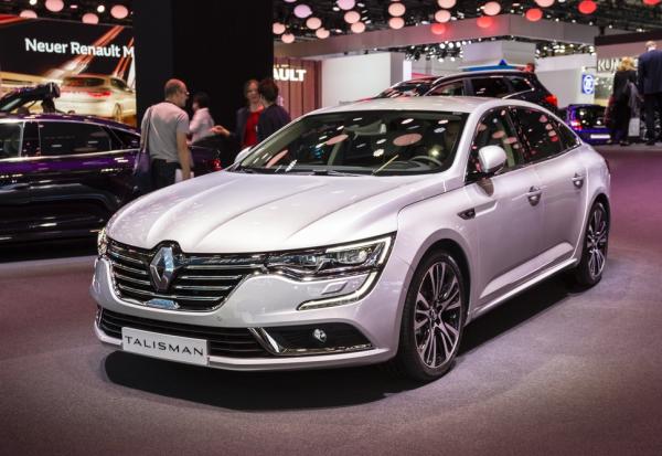 Renault inaugure un centre Pro  à Rungis