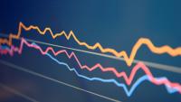 Wall Street tente un rebond avant les minutes du FOMC, Moderna explose